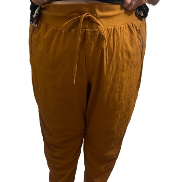 New Women’s plus size Athleta drawstring joggers Brooklyn pants Sz 24 - Picture 2 of 4